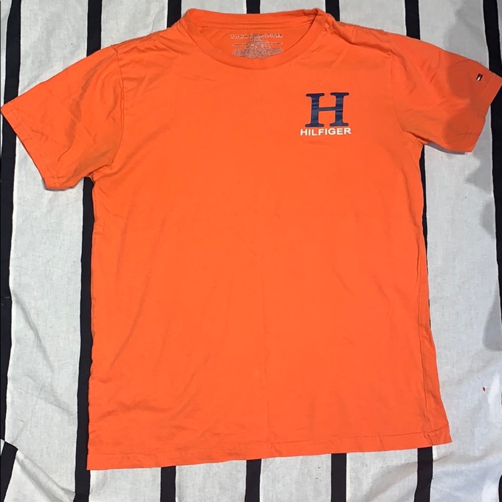 new Tommy Hilfiger T-shirt